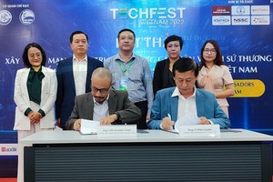 Làng Công nghệ Giải trí và Truyền thông cùng Làng Du lịch - Ẩm thực và Văn hoá bản địa ký ghi nhớ hợp tác xây dựng Mạng lưới Đại sứ Đổi mới sáng tạo trong lĩnh vực nông nghiệp, du lịch, ẩm thực.