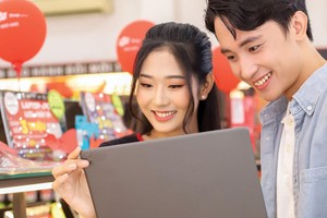 Giai đoạn cuối năm là dịp tốt để kích cầu tiêu dùng, doanh số bán lẻ có thể đóng góp trên 30% doanh số cả năm.