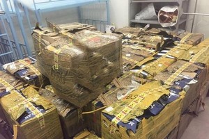 Lô hàng bị phát hiện trên chuyến bay giải cứu công dân từ Nga về Việt Nam.