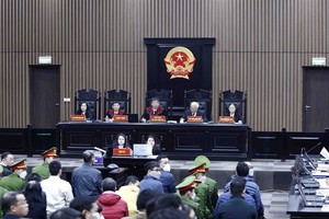 Phiên tòa xét xử vụ Công ty AIC, Bệnh viện Đa khoa Đồng Nai bước sang ngày thứ ba.