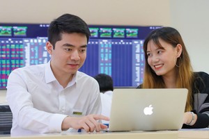 Tâm lý nhà đầu tư bình ổn hơn sau giai đoạn biến động mạnh của thị trường trong năm 2022.