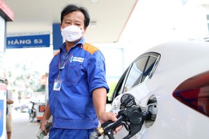 Kỳ điều chỉnh giá xăng dầu ngày 21/1 trùng vào 30 Tết Nguyên đán nên sẽ lùi sang ngày 1/2.