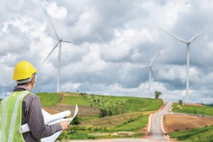 Điện mặt trời, điện gió có tiềm năng phát triển mạnh trong dài hạn.