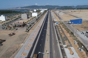 Chủ tịch tỉnh Bình Định yêu cầu cam kết về tiến độ giải ngân vốn đầu tư công.