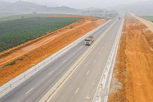 Cao tốc Mai Sơn - Quốc lộ 45.