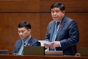 Bộ trưởng Bộ Kế hoạch và Đầu tư Nguyễn Chí Dũng hồi âm quan tâm của đại biểu Quốc hội.