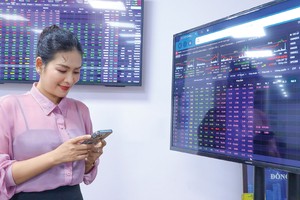 Cổ phiếu có thị giá dưới mệnh giá hút dòng tiền