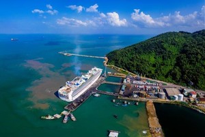 Cảng cạn tại Khu kinh tế Chân Mây-Lăng Cô với quy mô diện tích đến năm 2030 khoảng 10 ha - 20 ha, năng lực thông hàng khoảng 100.000 - 200.000 TEU/năm và giai đoạn 2050 đạt khoảng 120 ha.