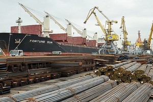 VSA kiến nghị Chính phủ, các Bộ ngành xây dựng hàng rào kỹ thuật với thép nhập khẩu.