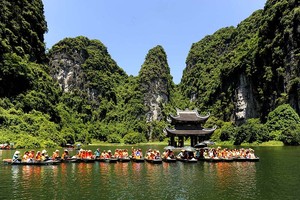 6 tháng đầu năm 2023, Ninh Bình đón hơn 4,53 triệu lượt khách du lịch gấp 2,5 lần so với cùng kỳ năm trước.