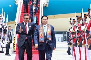 Thủ tướng Phạm Minh Chính tới Indonesia, bắt đầu chuyến công tác dự Hội nghị cấp cao ASEAN lần thứ 43. (Ảnh: Nhật Bắc).