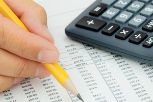 Việc xác định giá trị khoản thu lợi bất hợp pháp từ hành vi gian lận trên TTCK đảm bảo cho quyết định xử phạt phù hợp và có tính răn đe.