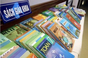 Giá sách giáo khoa theo Chương trình giáo dục phổ thông 2018 tăng 2-4 lần giá sách giáo khoa Chương trình 2006.