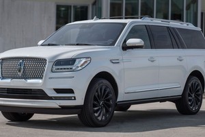 Ford hủy kế hoạch sản xuất xe SUV điện và hoãn ra mắt xe bán tải điện tương lai