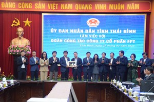 Đoàn làm việc của UBND tỉnh Thái Bình và Tập đoàn FPT.