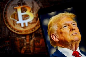Ông Trump ủng hộ dự luật mua 1 triệu Bitcoin