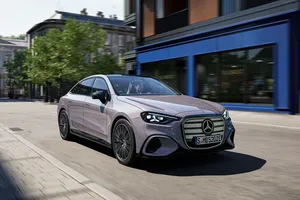 Trước bối cảnh thị phần suy yếu nghiêm trọng, Mercedes tái cấu trúc tại Trung Quốc