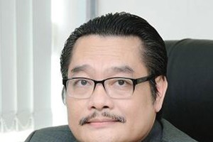 Con người là yếu tố quan trọng nhất cho sự phát triển