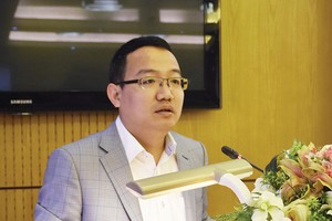 TS. Hồ Quang Huy