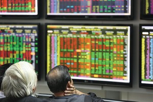 Cổ phiếu ngân hàng là nhóm dẫn dắt VN-Index tăng mạnh thời gian qua