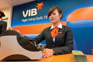 VIB đã kết hợp với công ty FinTech Weezi cho ra mắt sản phẩm MyVIB Keyboard, một ứng dụng chuyến tiển qua mạng xã hội