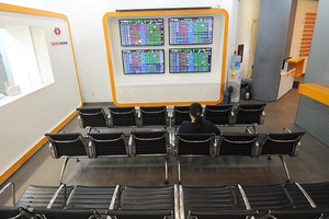 Xử phạt doanh nghiệp chậm lên sàn, sẽ xem xét tình tiết tăng nặng, giảm nhẹ