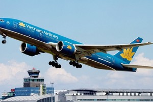 Techcombank đăng ký bán 10 triệu cổ phiếu Vietnam Airlines