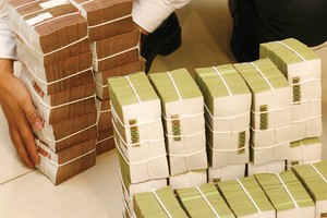 Tín dụng bất ngờ vượt kế hoạch phút chót