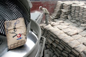 Ngành vật liệu “phập phồng” đón 2014