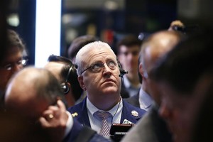 Phố Wall tiếp tục giảm điểm - Ảnh: Reuters