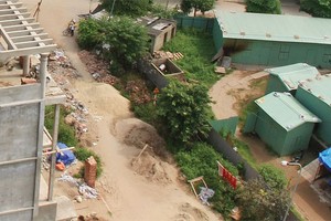 Nhiểu chủ đầu tư muốn triển khai dự án nhưng không thể giải phóng mặt bằng - Ảnh: Hoài Nam