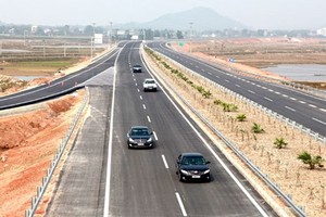 Nâng cấp tuyến cao tốc đoạn Yên Bái - Lào Cai lên 4 làn xe