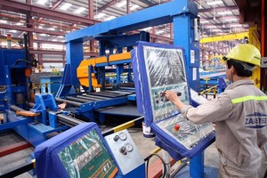 Trong 8 tháng đầu năm, sản xuất công nghiệp tiếp tục phục hồi với tốc độ cao hơn so với cùng kỳ (Ảnh minh hoa: Internet)