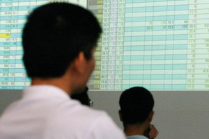 Thị trường chứng khoán tăng, doanh nghiệp lại đua nhau lên sàn