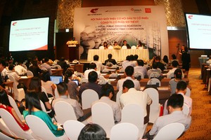 Buổi roadshow giới thiệu về đợt đấu giá của STK thu hút nhiều nhà đầu tư tham dự - Ảnh: Lê Toàn 