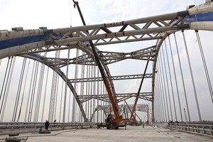 Ngành giao thông vận tải đang dẫn đầu với việc khôi phục giấy phép kinh doanh trước đây