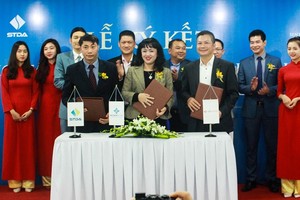 Lễ ký kết hợp tác đầu tư chiến lược giữa Cengroup và Bách Đạt