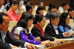 Quốc hội tiến hành phê chuẩn bổ nhiệm thành viên Chính phủ