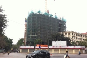 Thời điểm cuối tháng 4/2016, dự án này hiện đang xây đến tầng 16