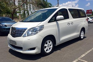 Soi chi tiết Toyota Alphard 2011 giá trên 2 tỷ đồng tại Việt Nam
