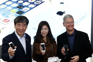 Tim Cook trong một lần đến Trung Quốc