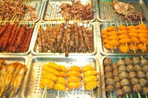 Bán thức ăn nhanh số vốn nhỏ nhưng nếu thu hút được khách đông vẫn có thể lãi tiền triệu