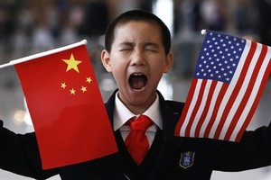 Hai nền kinh tế lớn nhất thế giới luôn có nhiều bất đồng về chính sách kinh tế. Ảnh: LinkedIn
