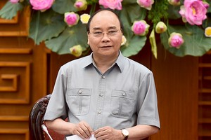 Để thúc đẩy phát triển KT-XH, để Hải Dương đi trước, đi nhanh, Thủ tướng Nguyễn Xuân Phúc cho rằng Tỉnh ủy, HĐND, UBND tỉnh phải có tinh thần đột phá. Ảnh: VGP/Quang Hiếu