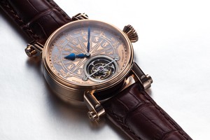 Chiếc đồng hồ cuối cùng trong bộ sưu tậpcó giá thứ 8 có giá 3,1 tỷ đồng.