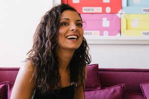  Casandra đã sẵn sàng bỏ việc vị trí cao trong ngành quảng cáo để khởi nghiệp với bỏng ngô.