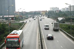  Kết quả kiểm tra đột xuất của đoàn thanh tra Tổng cục Đường bộ cho thấysố thu phí thực tế qua trạm Pháp Vân - Cầu Giẽ bình quân gần 2 tỷ đồng mỗi ngày.