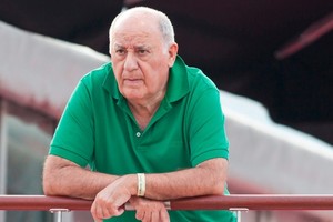 Cuộc sống bí ẩn của người đàn ông giàu nhất thế giới