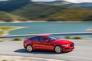 Sedan không còn là lựa chọn hàng đầu của người tiêu dùng. Ảnh:Autobytel.