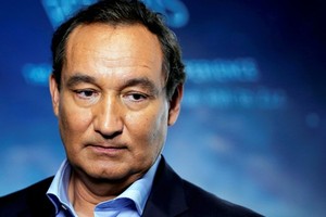 Giám đốc điều hành United Airlines Oscar Munoz. Ảnh:Reuters.